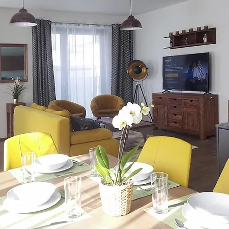 Apartament Three Bedroom Praga