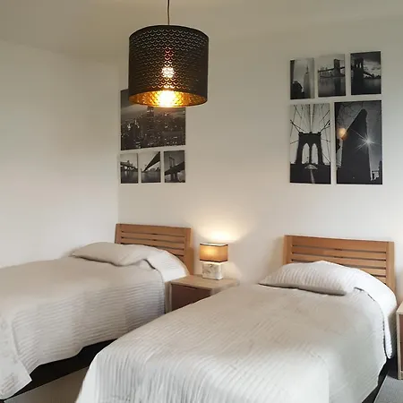 Three Bedroom Apartament Praga